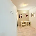 Apartment M&s