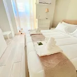 M&s Apartment